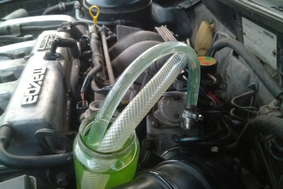 Mazda 626 GE как правильно ухаживать за системой охлаждения и помпой